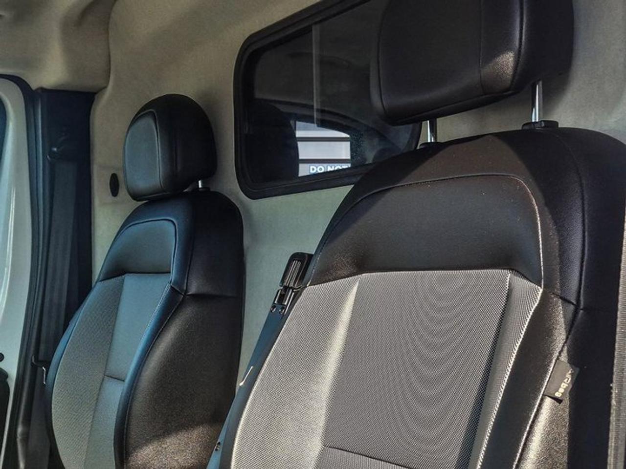 2025 RAM Cargo Van ProMaster 2500 Hi-Roof 136WB | V6 Gas | Rear Camera | and More ! Photo