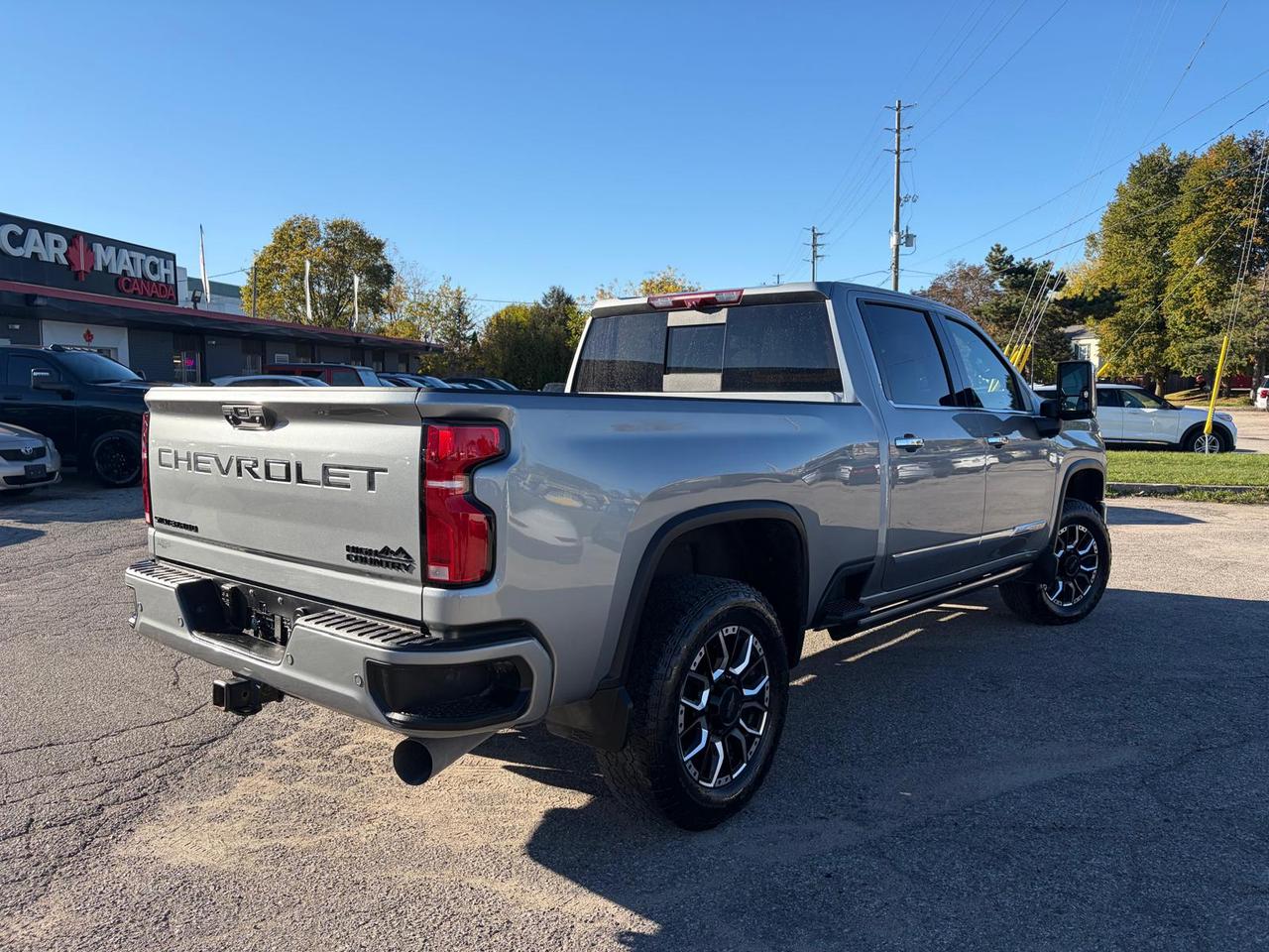 2025 Chevrolet Silverado 2500 HIGH COUNTRY / Z71 / NO ACCIDENTS / ONE OWNER Photo