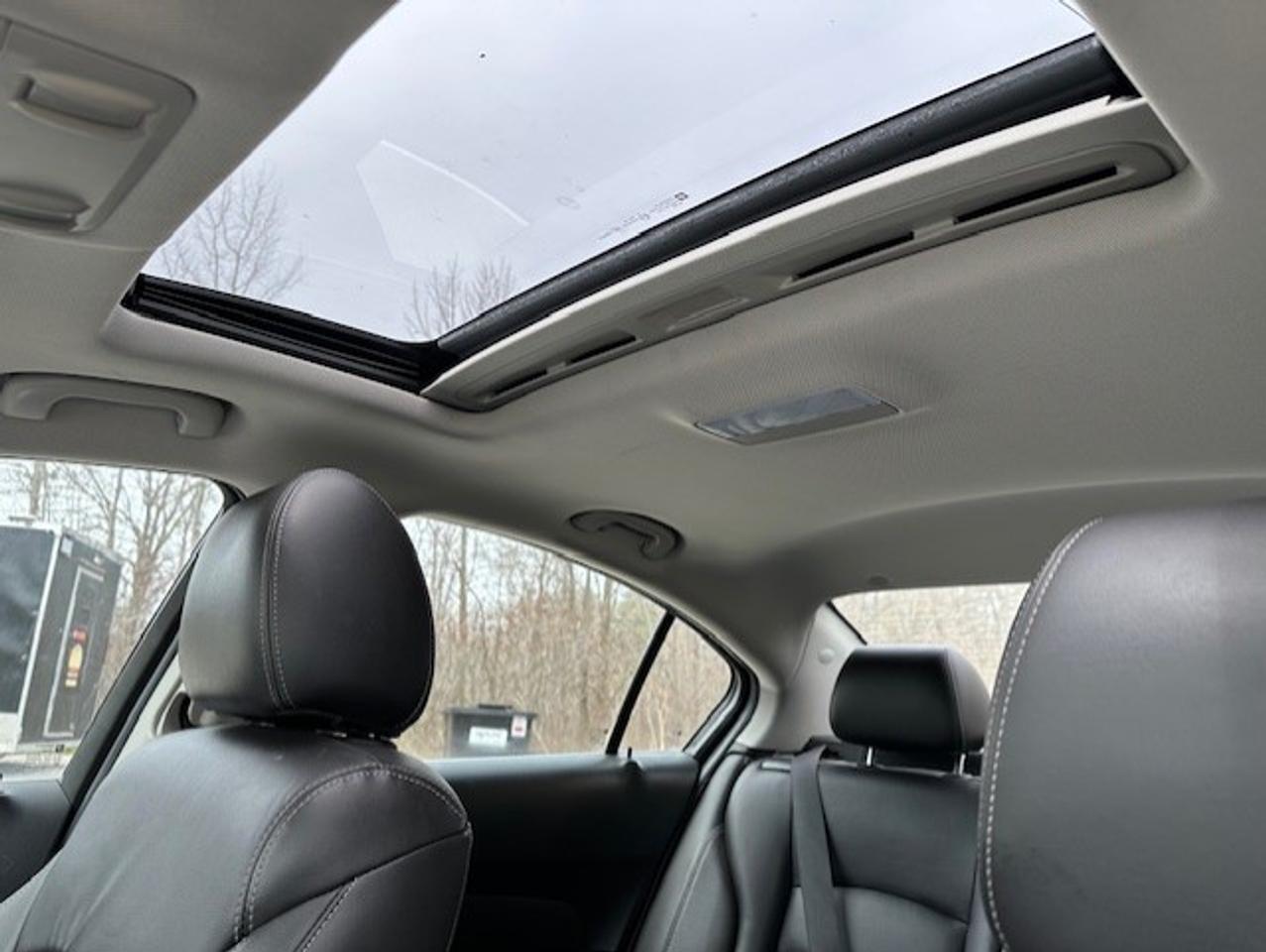 2015 Chevrolet Cruze 2LT Photo