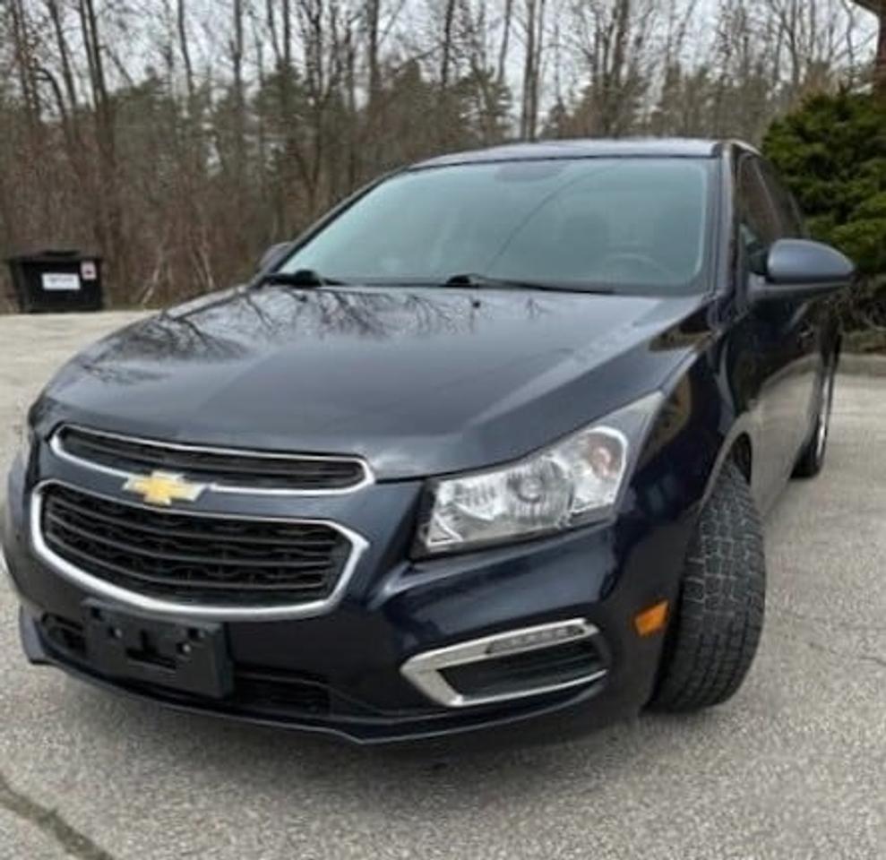 2015 Chevrolet Cruze 2LT Photo