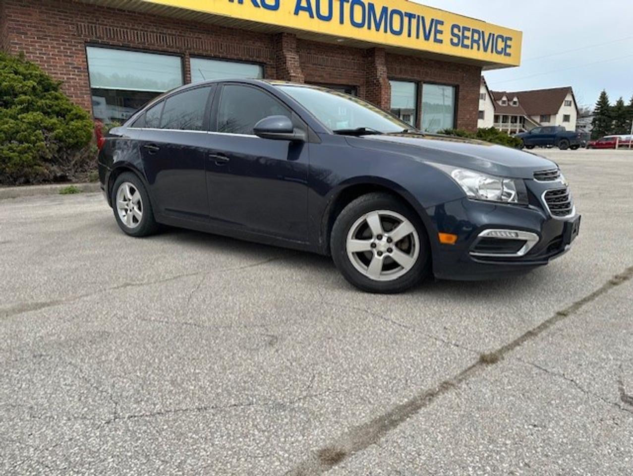 2015 Chevrolet Cruze 2LT Photo