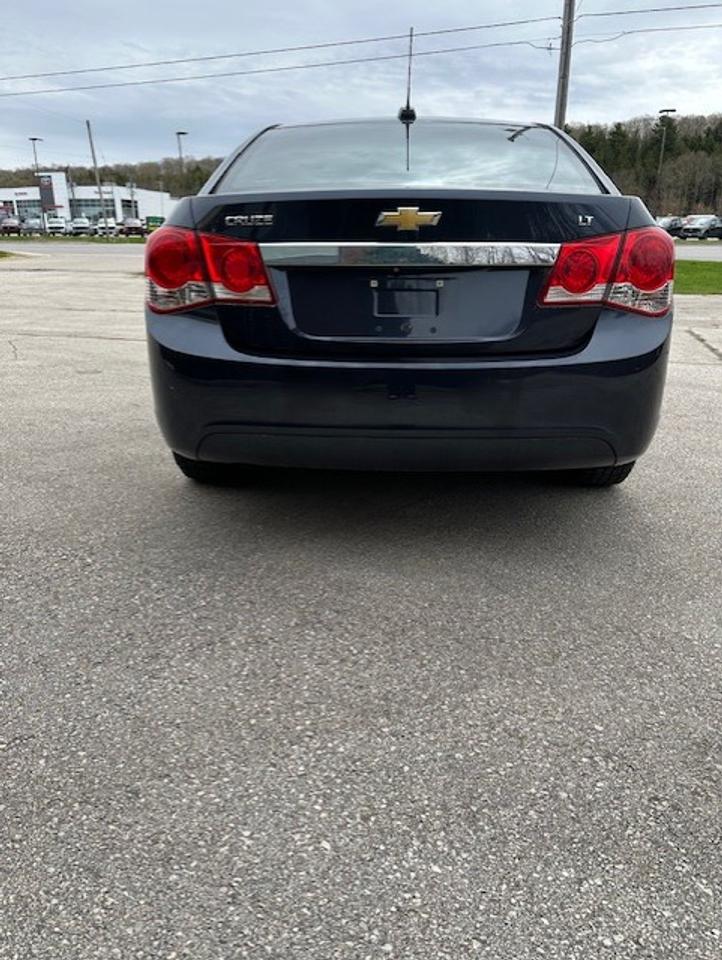 2015 Chevrolet Cruze 2LT Photo