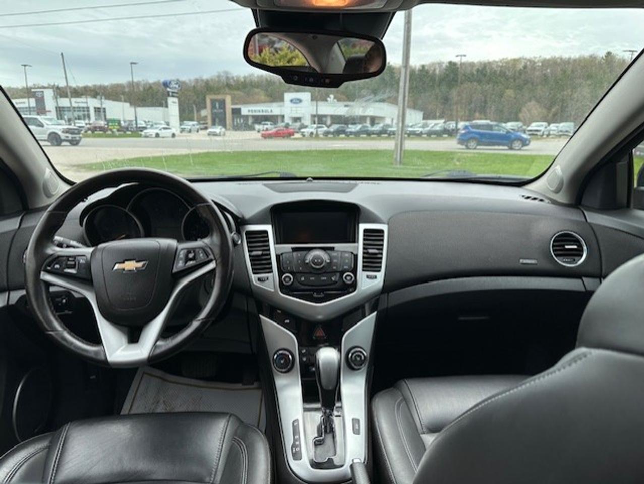 2015 Chevrolet Cruze 2LT Photo
