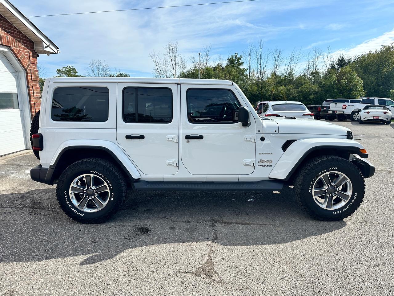 2019 Jeep Wrangler Sahara4X4 3.6L HTD-Leather NAV XM Alpine A/C RvCam Photo