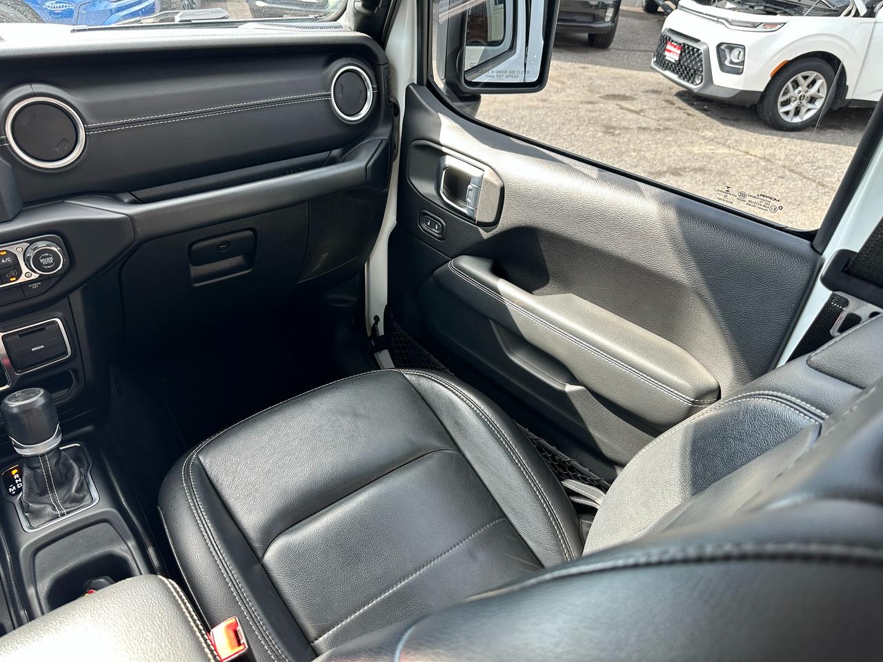2019 Jeep Wrangler Sahara4X4 3.6L HTD-Leather NAV XM Alpine A/C RvCam Photo