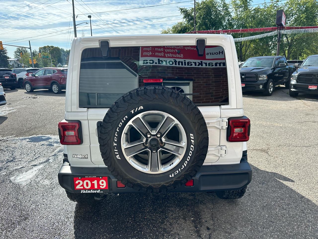 2019 Jeep Wrangler Sahara4X4 3.6L HTD-Leather NAV XM Alpine A/C RvCam Photo3
