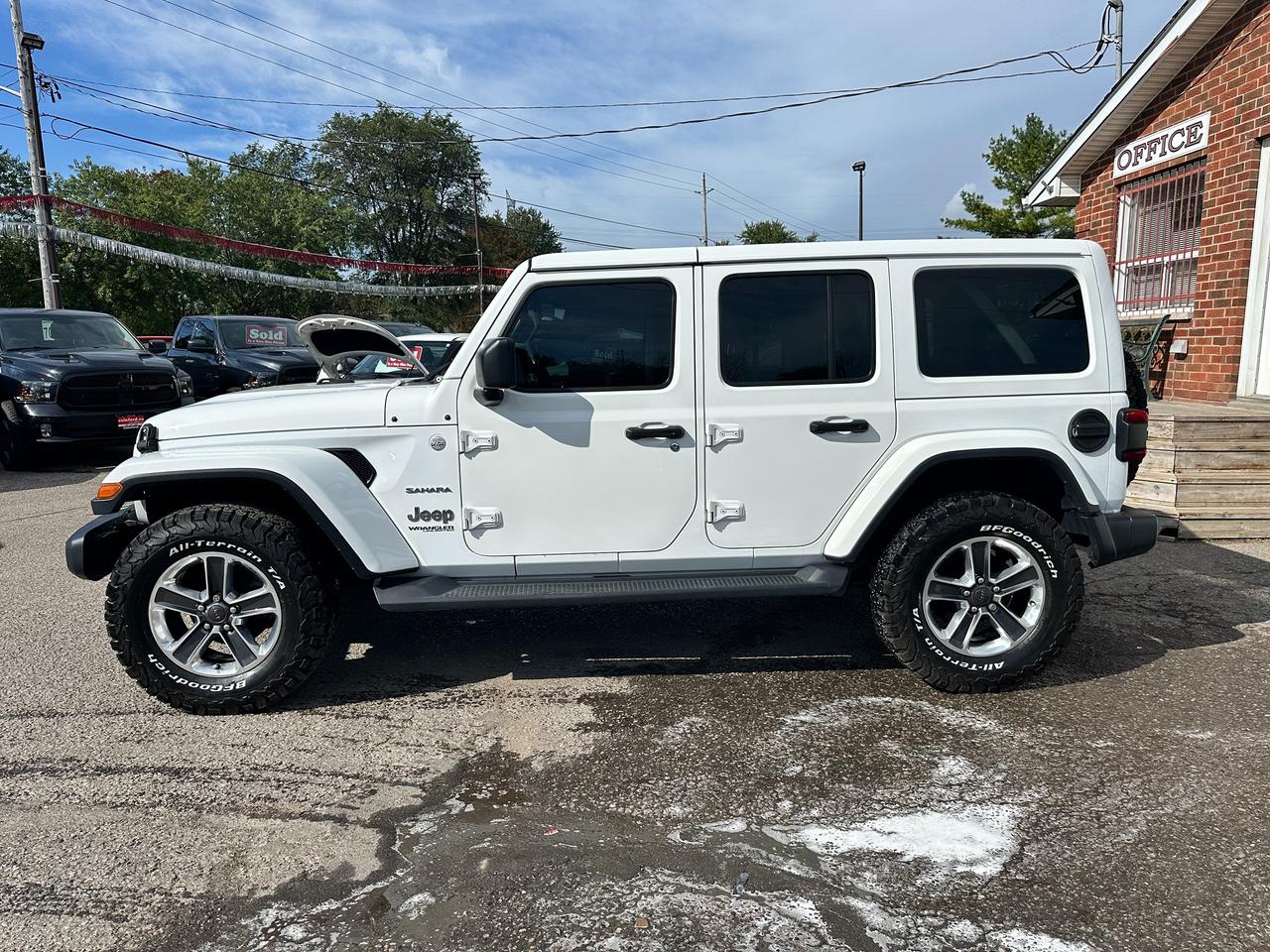 2019 Jeep Wrangler Sahara4X4 3.6L HTD-Leather NAV XM Alpine A/C RvCam Photo