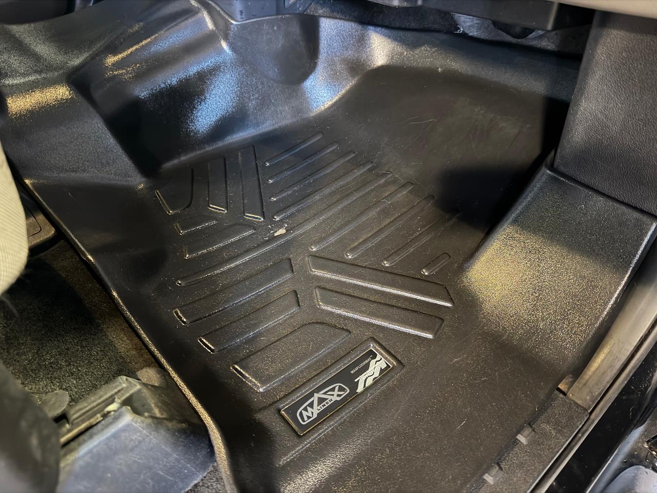 2015 Ford F-150 XLT 4X4 | NEW TIRES | 6 PASSENGER Photo