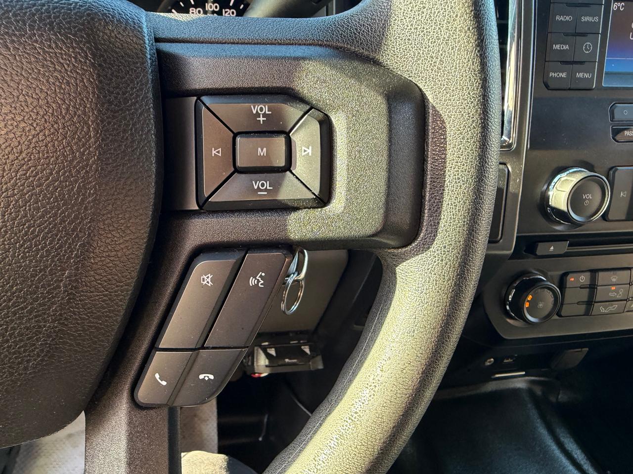 2015 Ford F-150 XLT 4X4 | NEW TIRES | 6 PASSENGER Photo