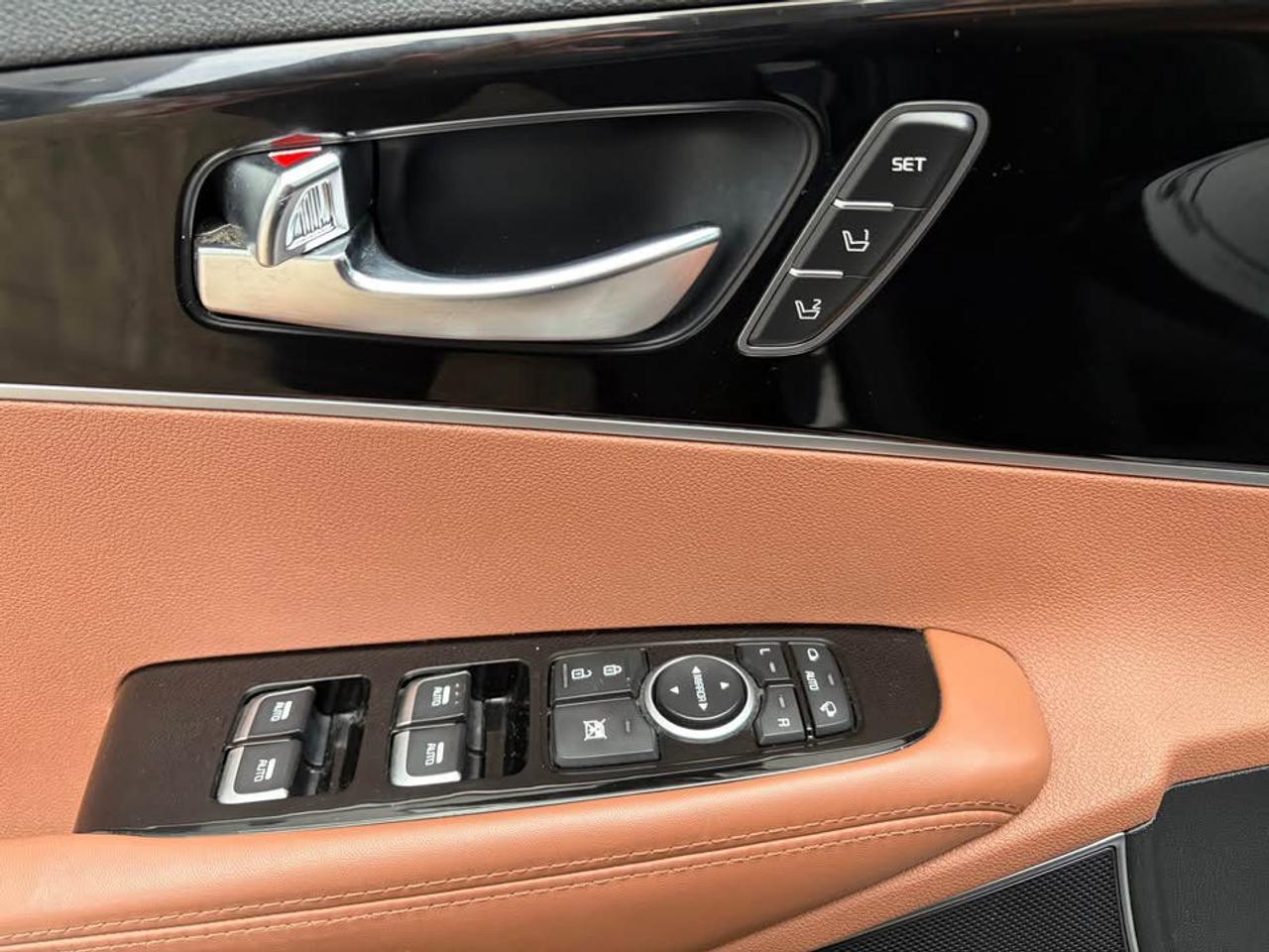 2019 Kia Sorento SX Limited V6 AWD - Photo #13