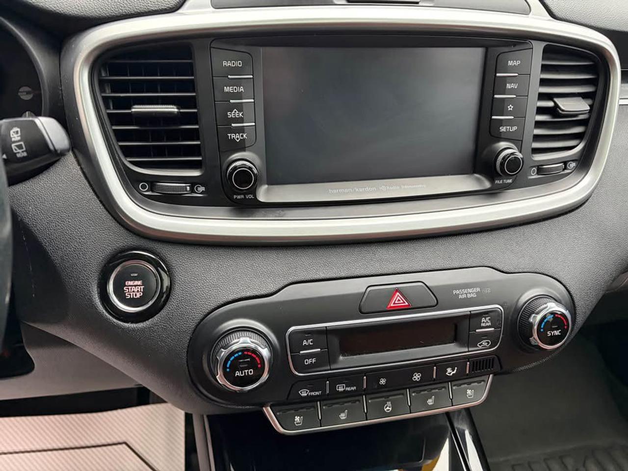 2019 Kia Sorento SX Limited V6 AWD - Photo #12