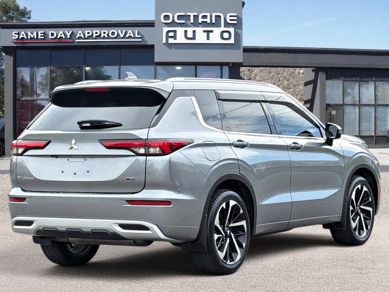 2022 Mitsubishi Outlander GT S-AWC Photo