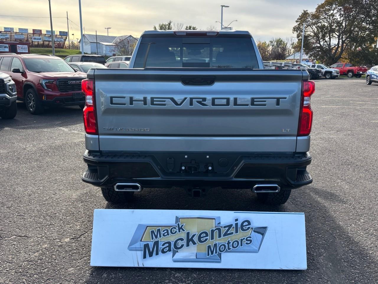 2026 Chevrolet Silverado 1500 LT Trail Boss New 5 Passenger V8 Gas Powered Crew Cab 4X4 Truck with a 2 Factory Installed Lift, Heated Front Seats, Heated Steering Wheel and a 13.4 Diagonal Touchscreen Radio with Google Built-In, Wireless Apple Photo3