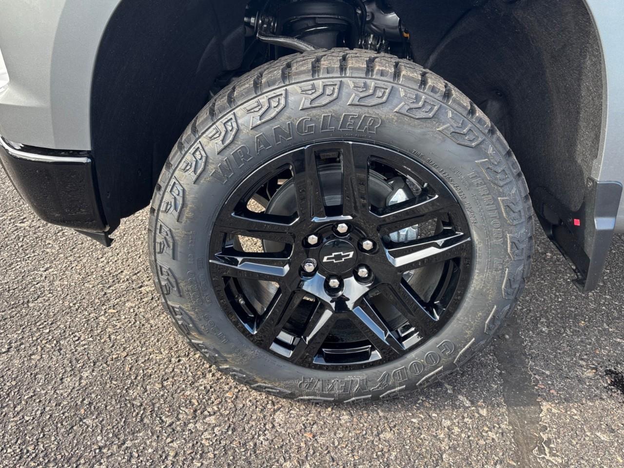 2026 Chevrolet Silverado 1500 LT Trail Boss New 5 Passenger V8 Gas Powered Crew Cab 4X4 Truck with a 2 Factory Installed Lift, Heated Front Seats, Heated Steering Wheel and a 13.4 Diagonal Touchscreen Radio with Google Built-In, Wireless Apple Photo