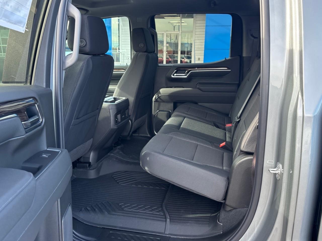 2026 Chevrolet Silverado 1500 LT Trail Boss New 5 Passenger V8 Gas Powered Crew Cab 4X4 Truck with a 2 Factory Installed Lift, Heated Front Seats, Heated Steering Wheel and a 13.4 Diagonal Touchscreen Radio with Google Built-In, Wireless Apple Photo