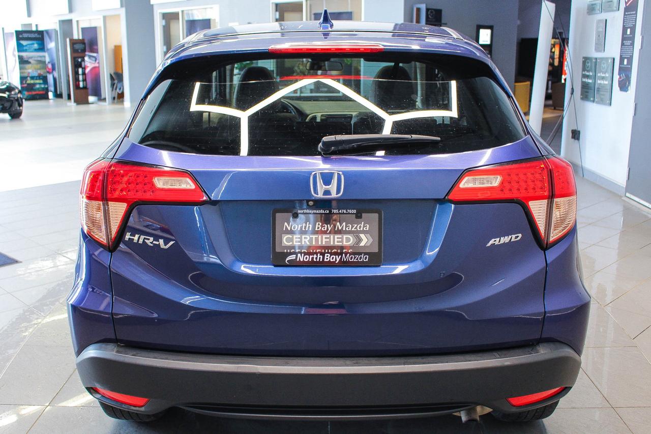 2016 Honda HR-V EX HEATED SEATS - CLOTH UPHOLSTERY - REARVIEW CAMERA - CD PLAYER Photo