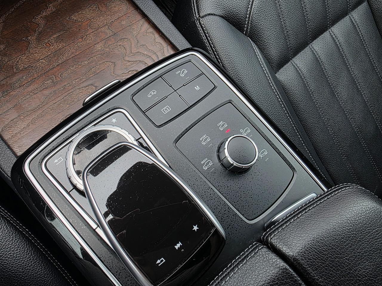 2019 Mercedes-Benz GLE GLE 400 4Matic Photo