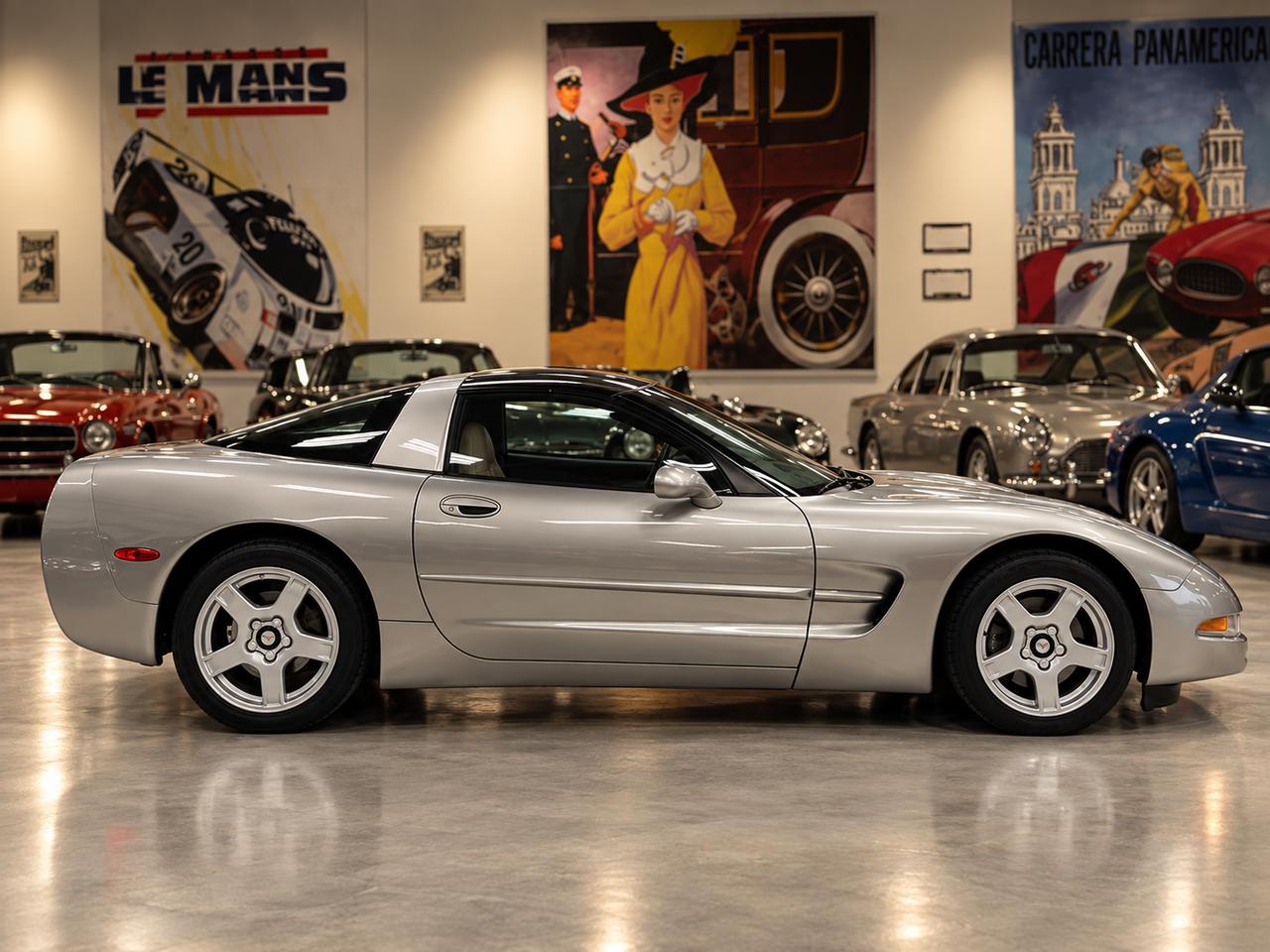 1999 Chevrolet Corvette 2dr Cpe Photo5