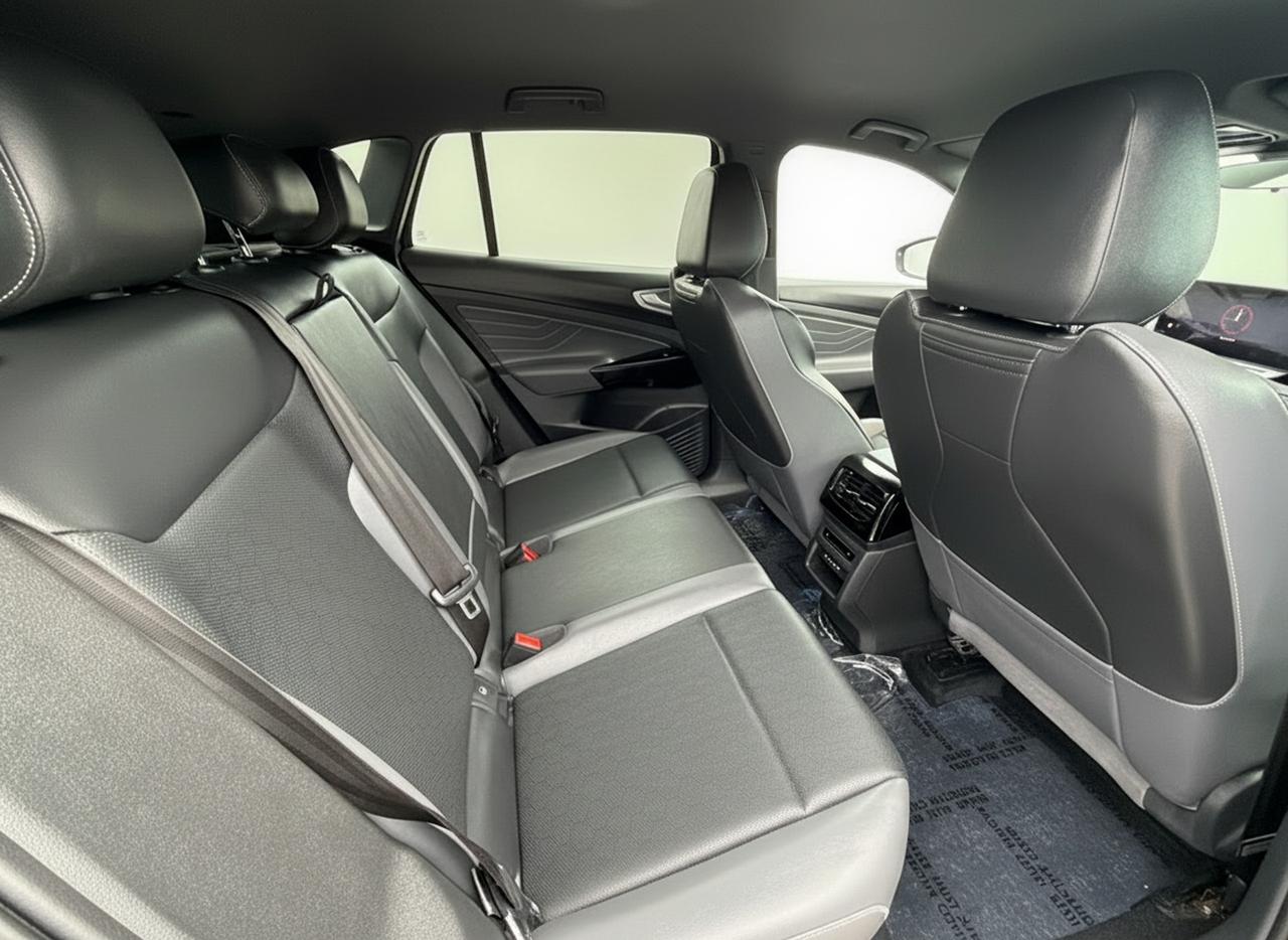 2023 Volkswagen ID.4 Pro RWD w/SK On Battery Photo