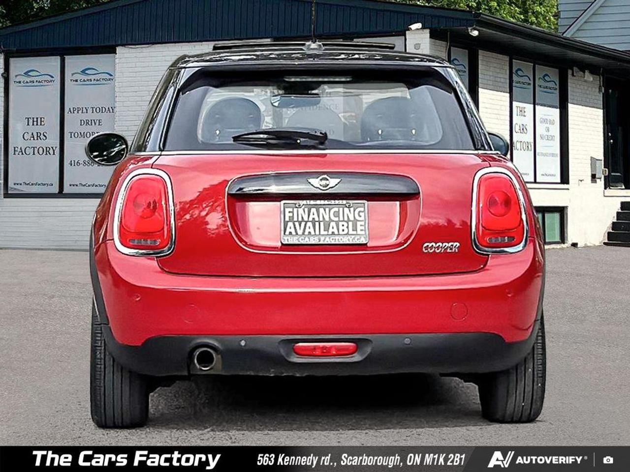 2018 MINI Cooper 5 Door - Only 048,333KM No Accident Like New! Photo