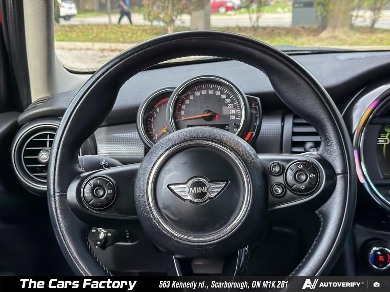 2018 MINI Cooper 5 Door - Only 048,333KM No Accident Like New! Photo