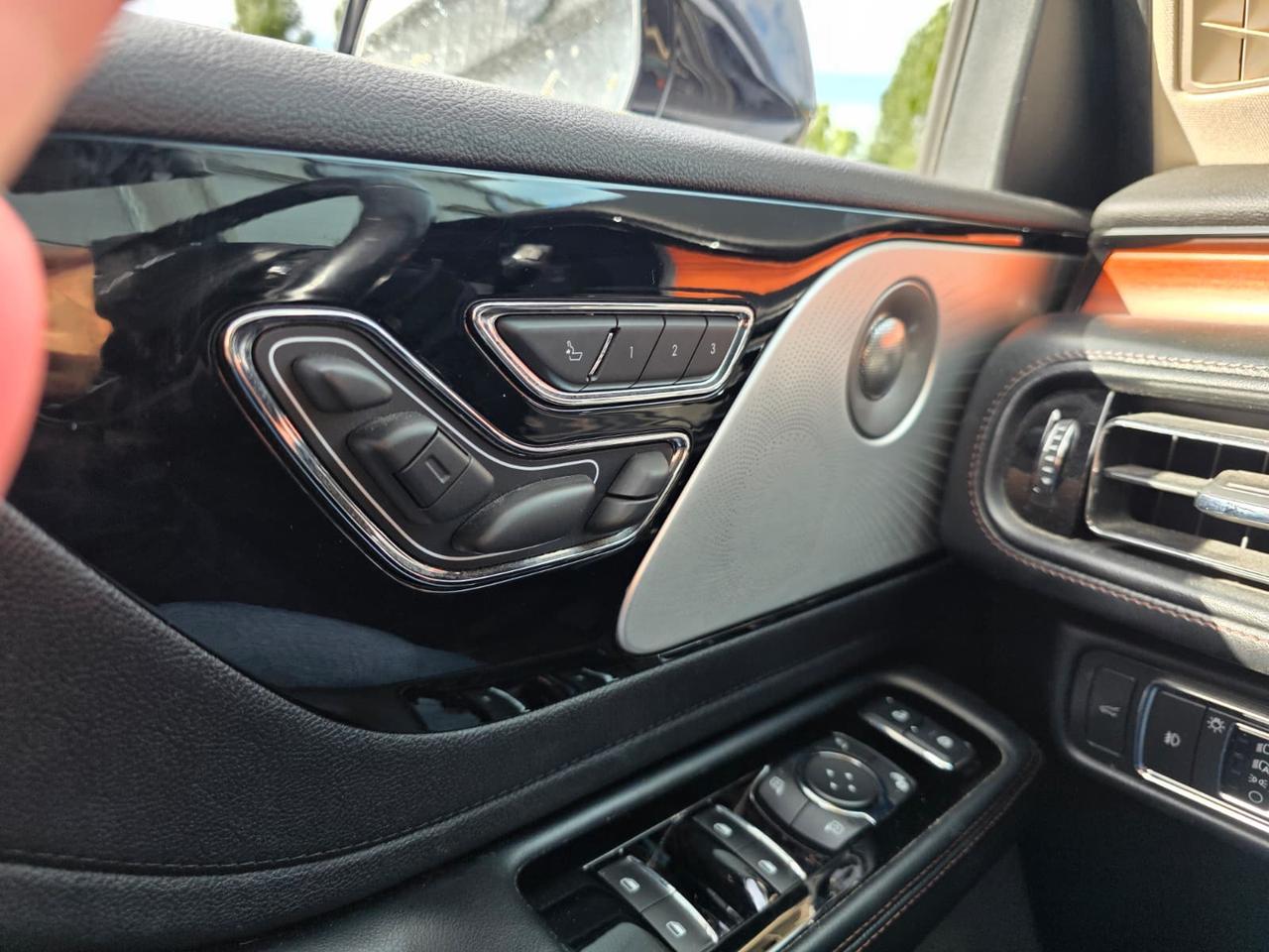 2020 Lincoln Aviator Reserve AWD - PANO|NAVI|CAMERA|BLINDSPOT|LANEKEEP Photo