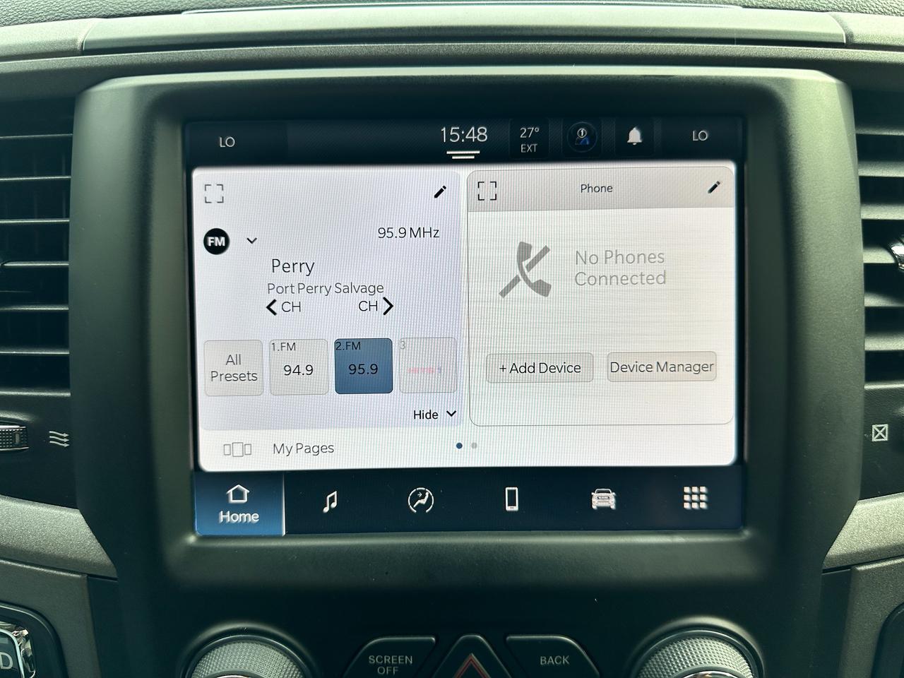 2022 RAM 1500 Classic Express4X4 Crew 5.7L HTD-Cloth FM/XM BackupCam A/C Photo