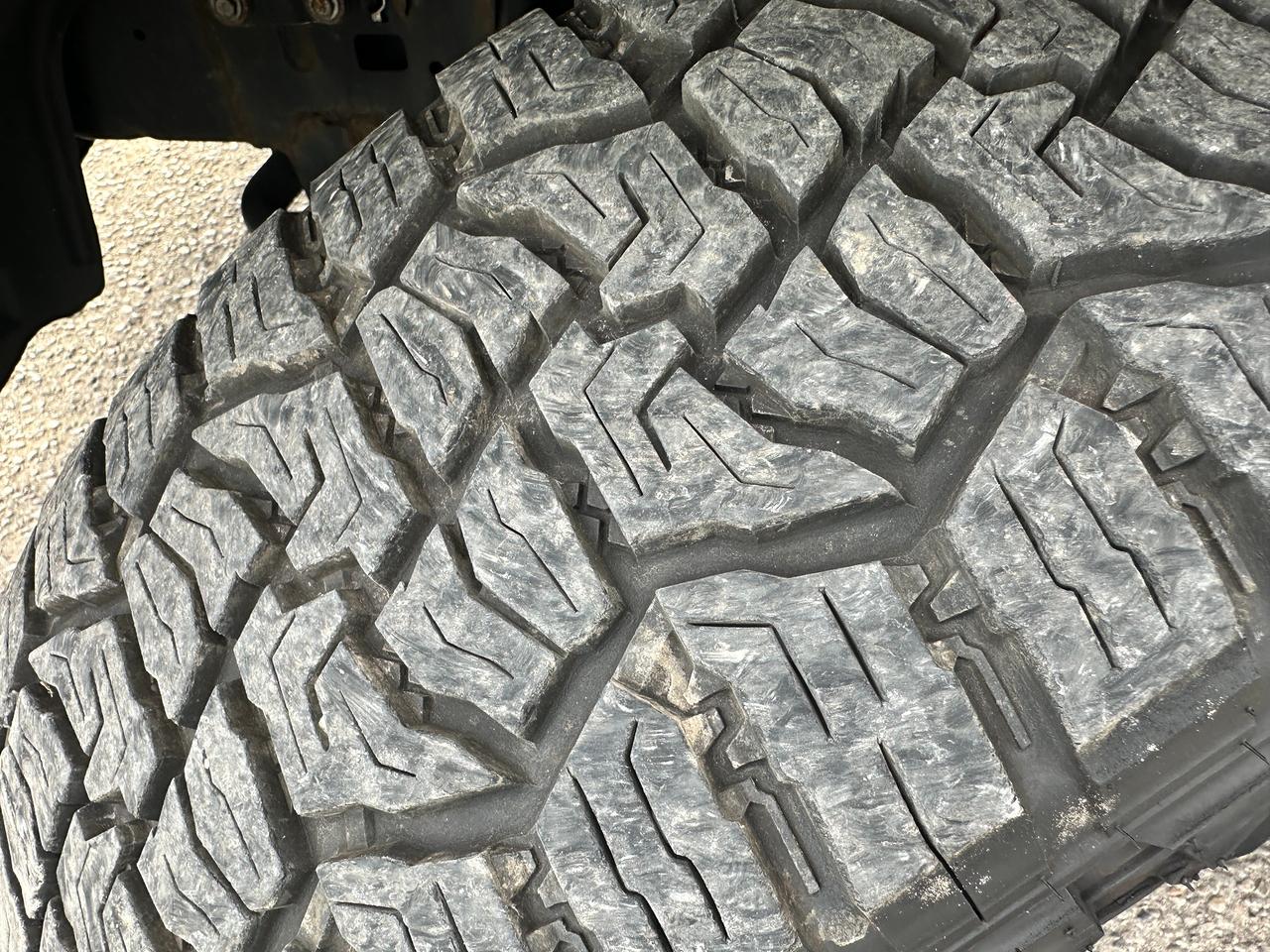 2022 RAM 1500 Classic Express4X4 Crew 5.7L HTD-Cloth FM/XM BackupCam A/C Photo