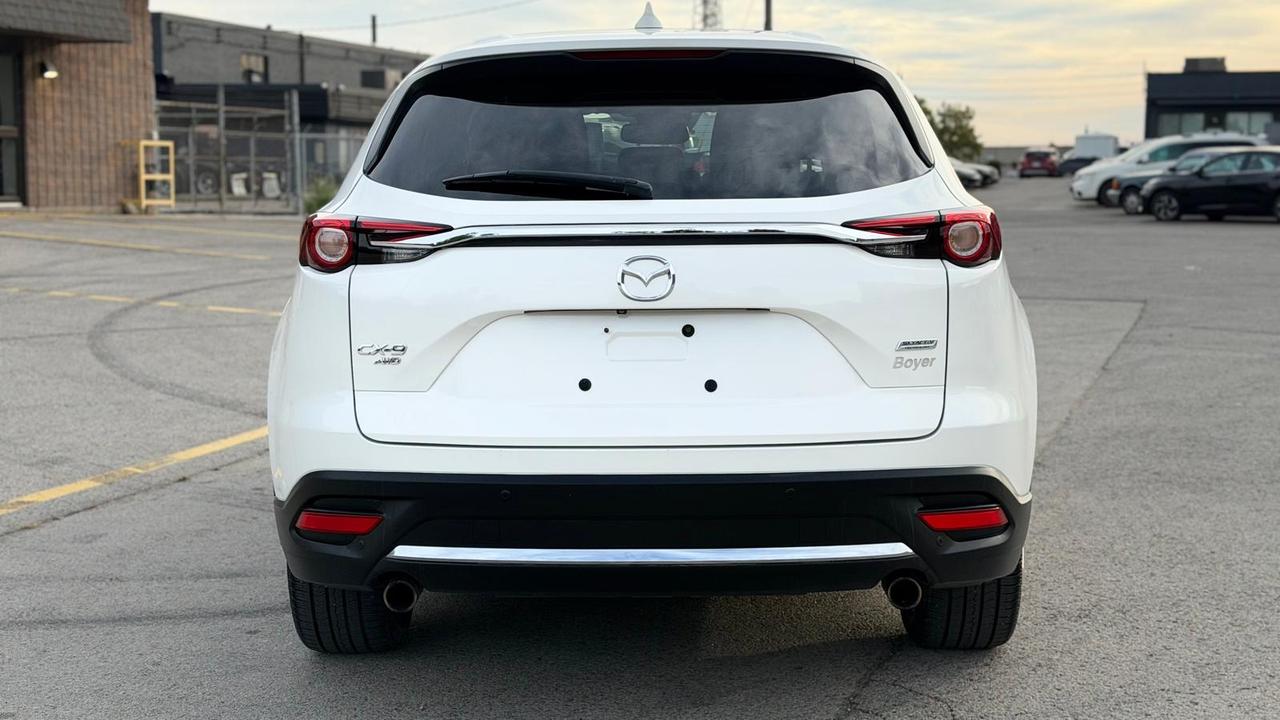 2018 Mazda CX-9 Signature AWD Photo