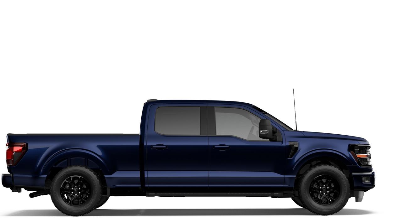 2026 Ford F-150 XLT 4WD SuperCrew 6.5' Box Photo4