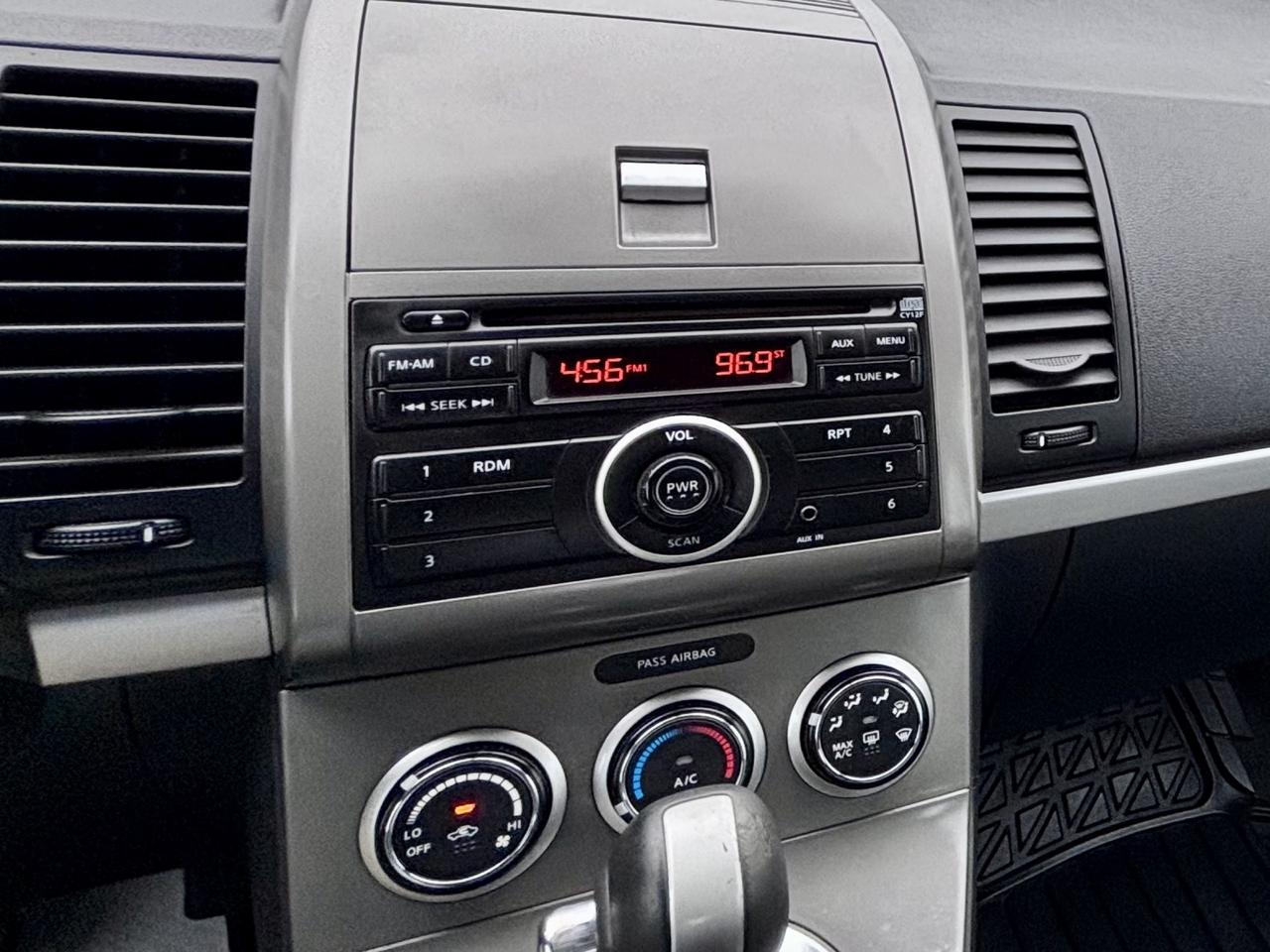2010 Nissan Sentra FINANCING AVAILABLE Photo13