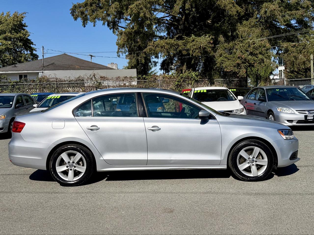 2014 Volkswagen Jetta FINANCING AVAILABLE Photo4