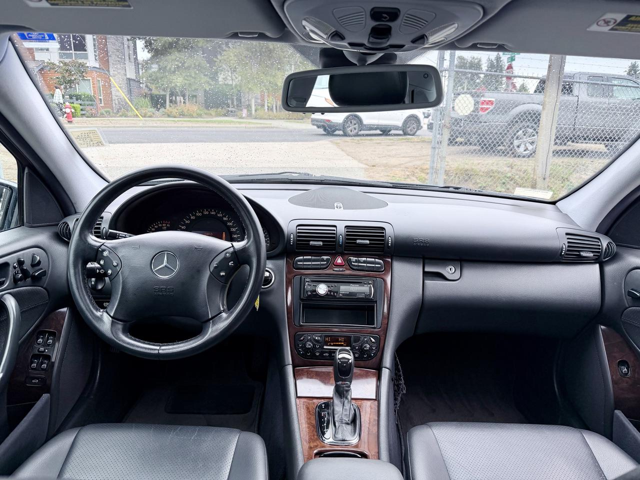 2001 Mercedes-Benz C-Class FINANCING AVAILABLE Photo11