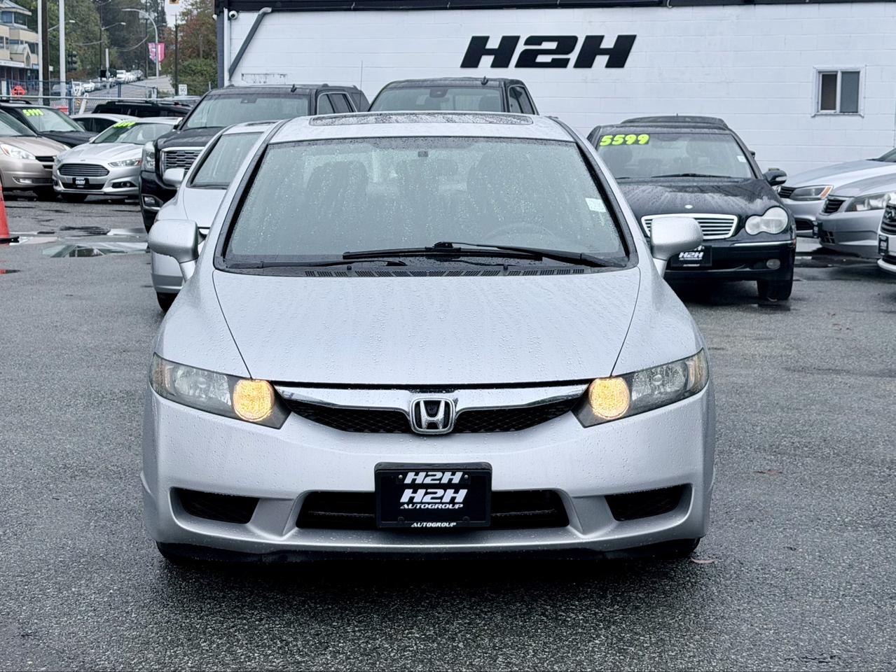 2011 Honda Civic FINANCING AVAILABLE Photo2