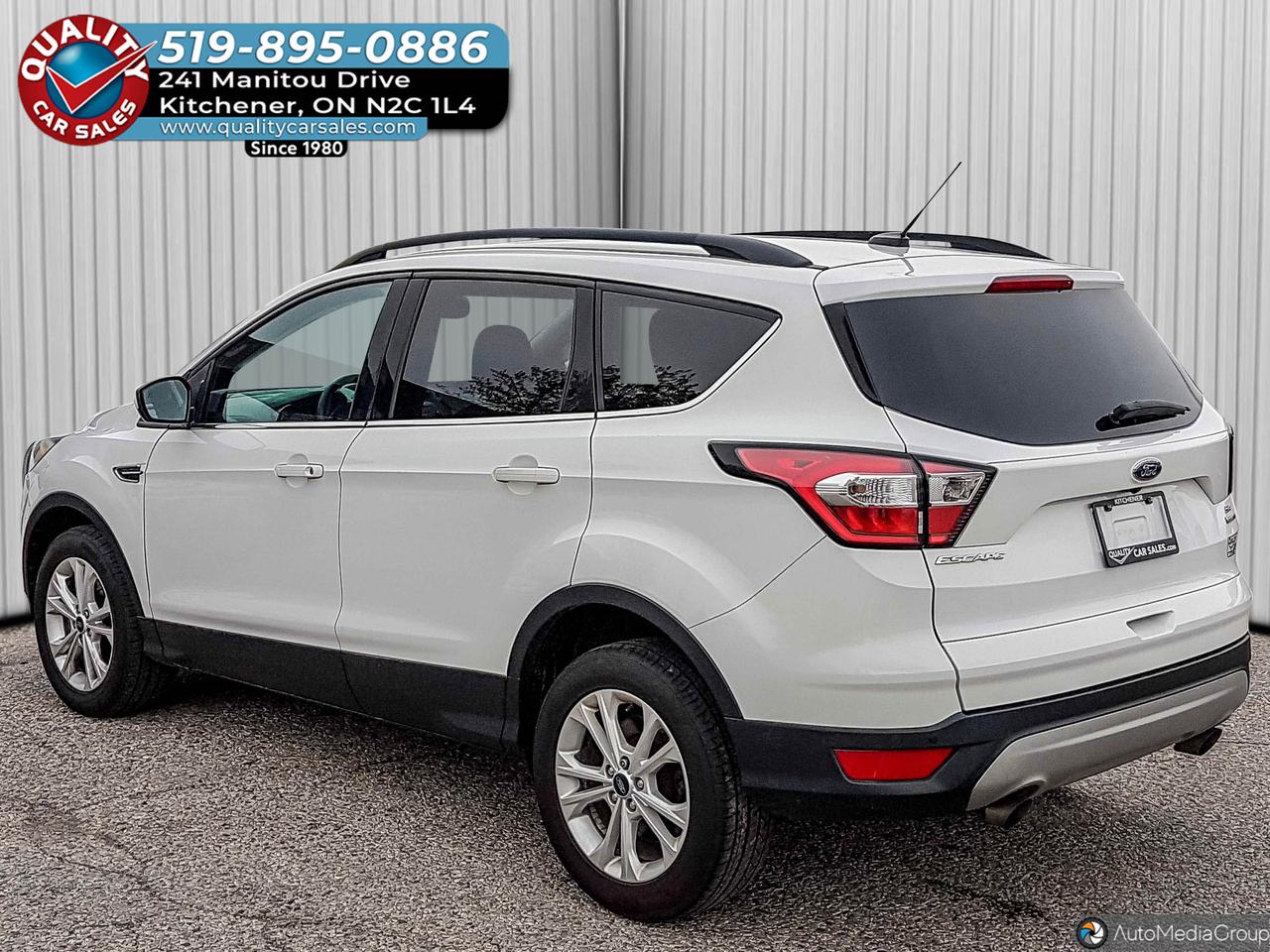 2018 Ford Escape SE AWD *HEATED SEATS* Photo