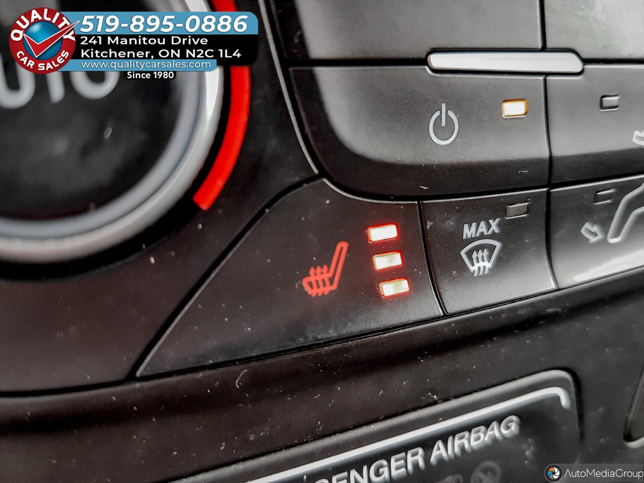 2018 Ford Escape SE AWD *HEATED SEATS* Photo