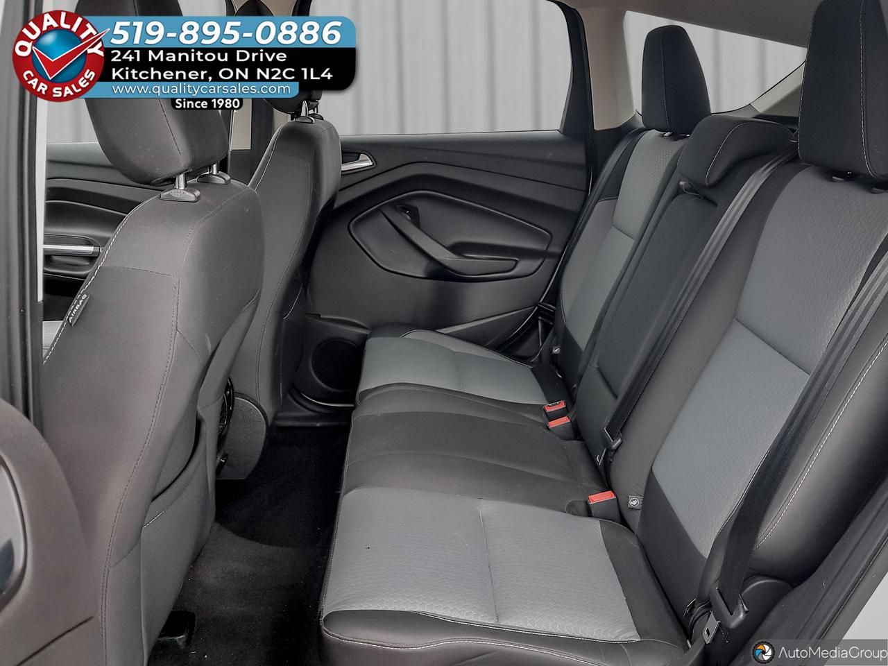 2018 Ford Escape SE AWD *HEATED SEATS* Photo