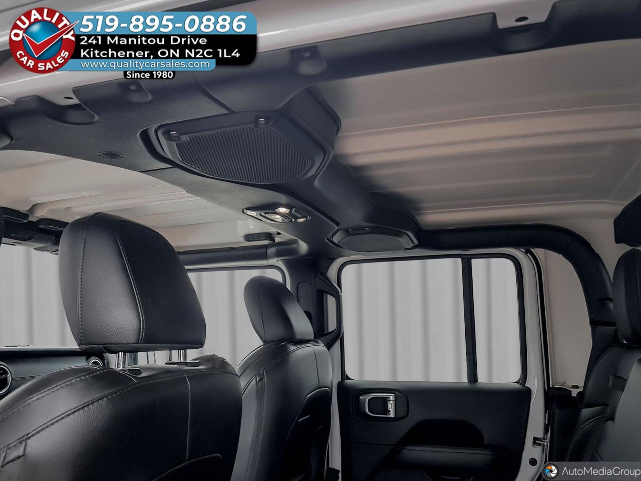 2023 Jeep Gladiator Overland 4x4 *LEATHER-NAVIGATION* Photo