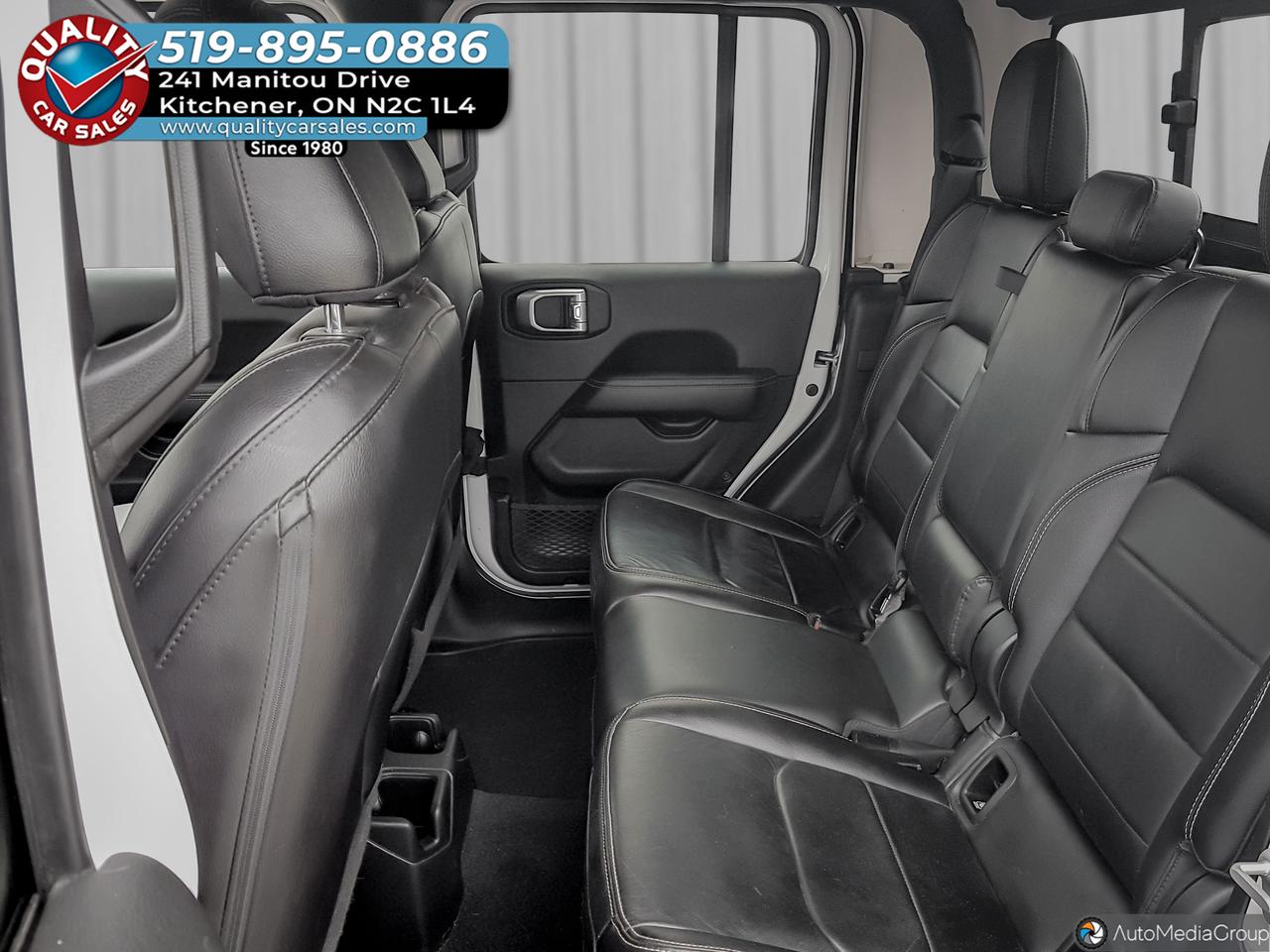 2023 Jeep Gladiator Overland 4x4 *LEATHER-NAVIGATION* Photo
