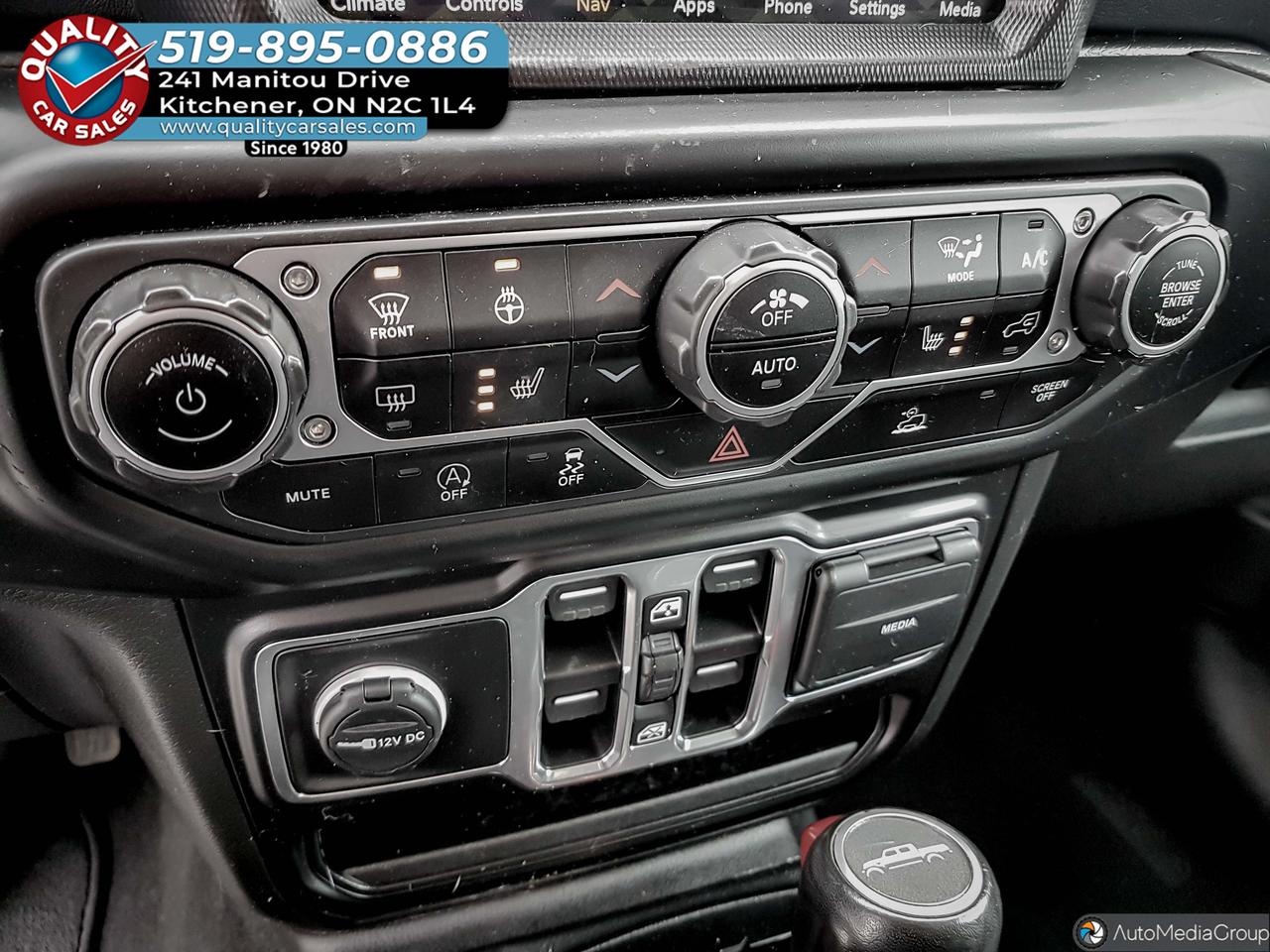 2023 Jeep Gladiator Overland 4x4 *LEATHER-NAVIGATION* Photo