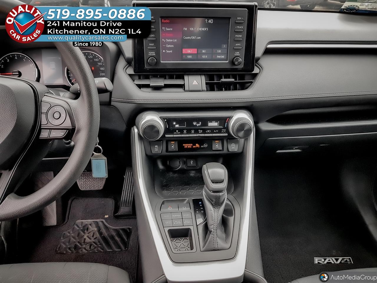 2021 Toyota RAV4 LE AWD *HEATED SEATS* Photo