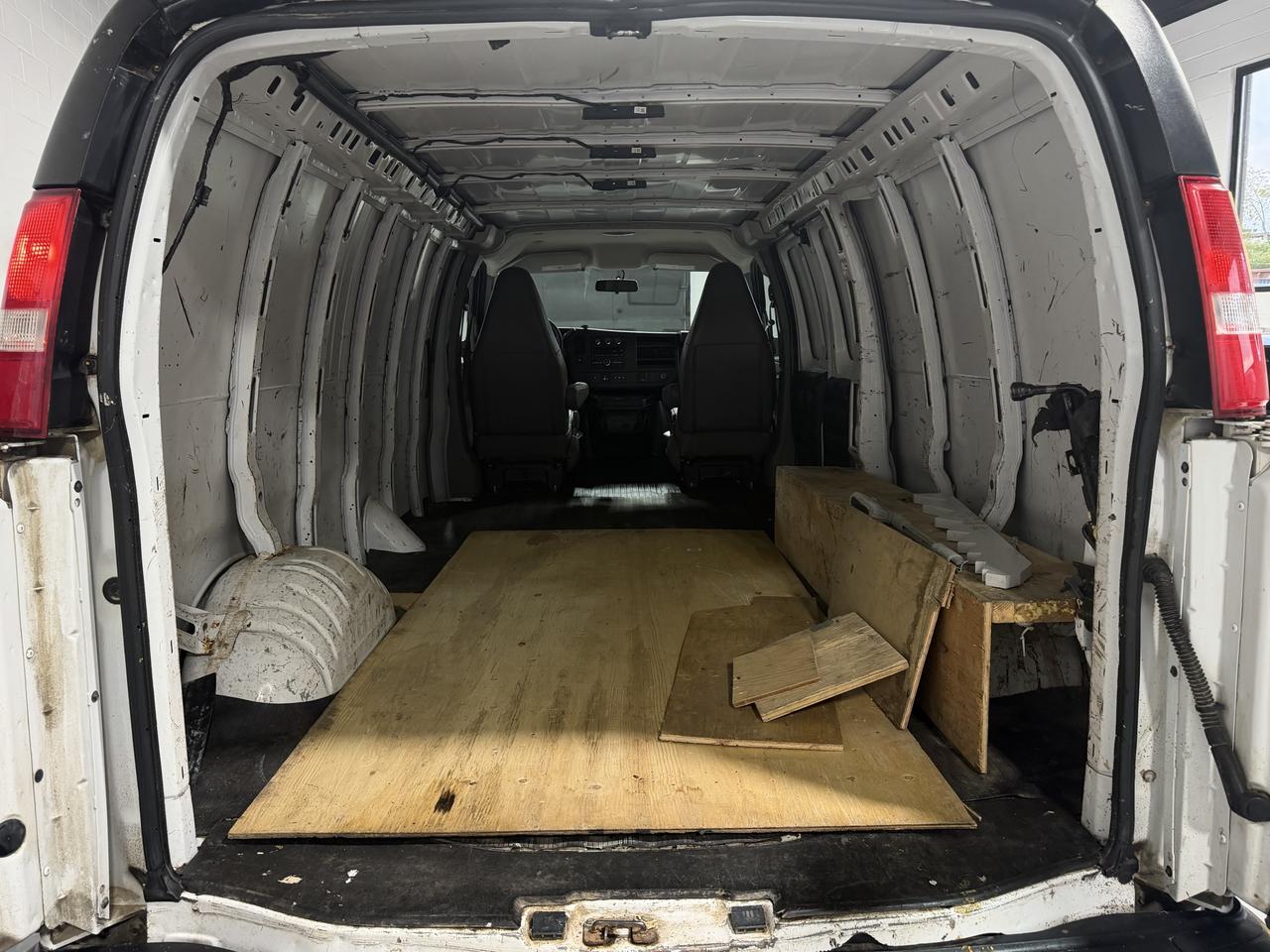 2019 Chevrolet Express Cargo Van Extended Cargo Van, Extended Roof Racks, Leather Int Photo