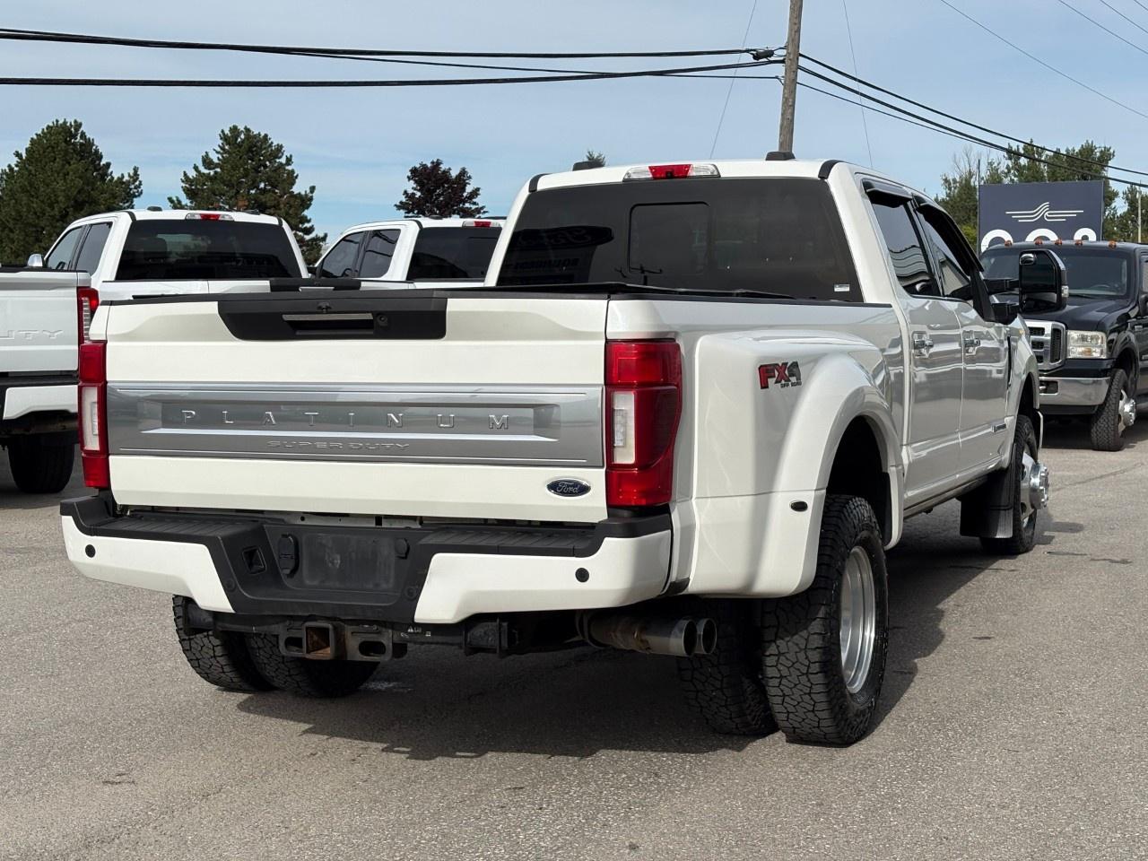 2022 Ford F-350 Super Duty DRW PLATINUM 4WD CREW CAB 8' BOX Photo