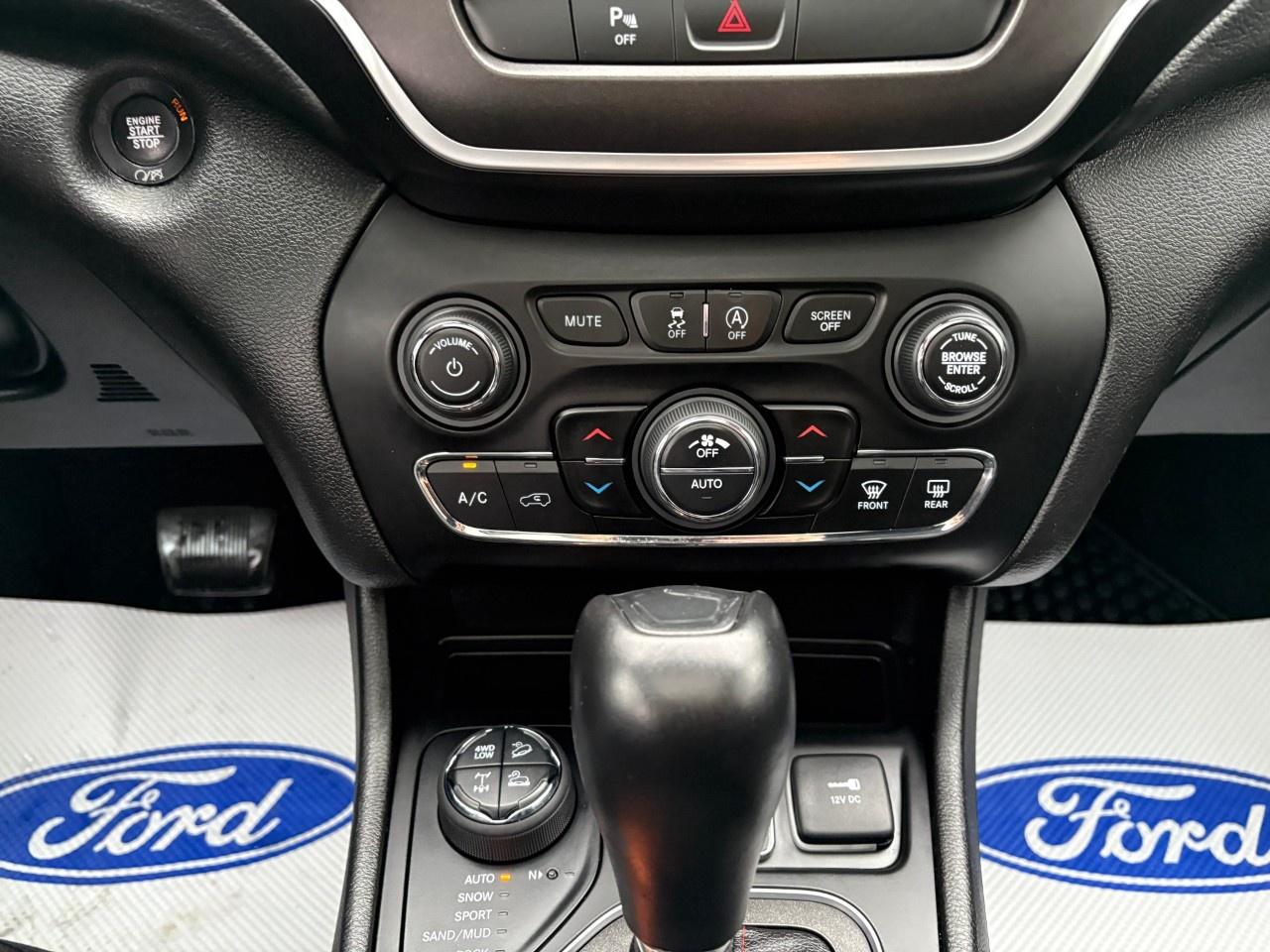 2021 Jeep Cherokee TRAILHAWK ELITE 4X4 Photo