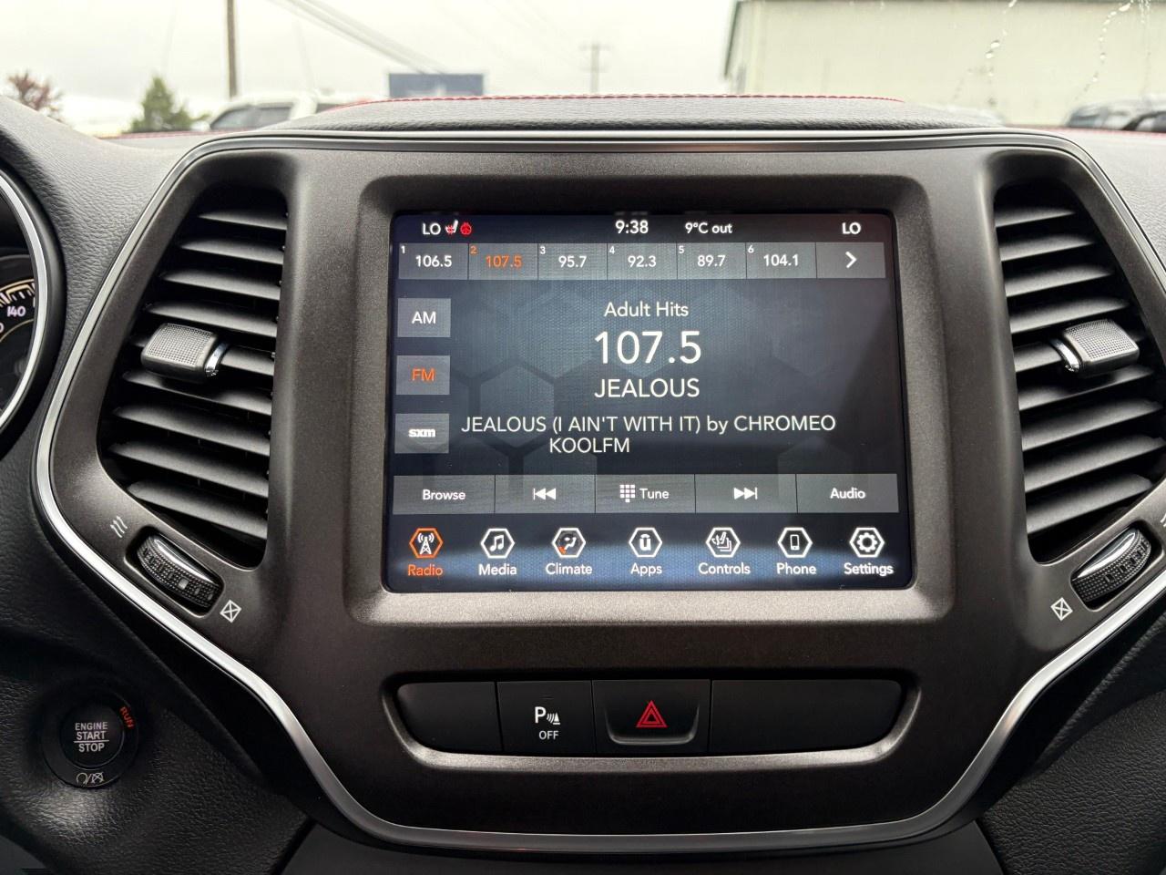2021 Jeep Cherokee TRAILHAWK ELITE 4X4 Photo