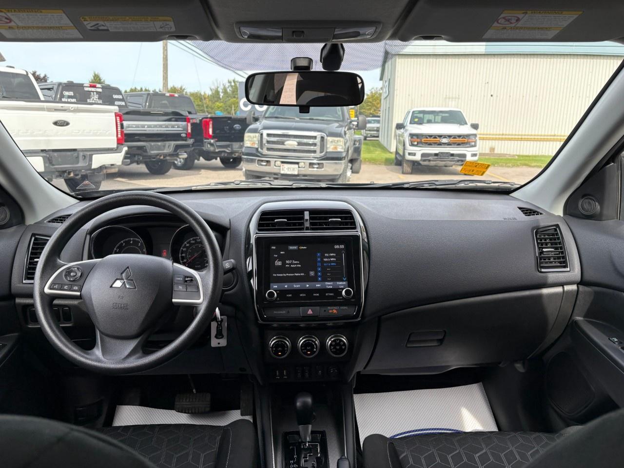 2025 Mitsubishi RVR ES AWC Photo