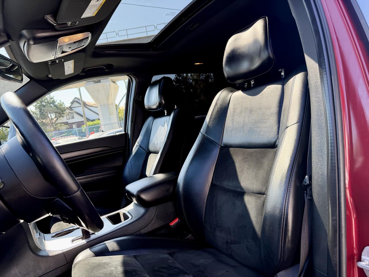 2015 Jeep Grand Cherokee FINANCING AVAILABLE Photo9