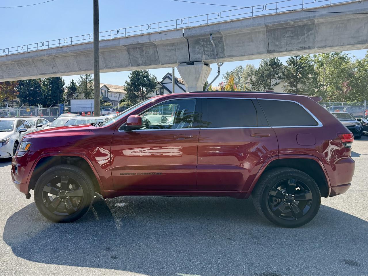 2015 Jeep Grand Cherokee FINANCING AVAILABLE Photo8