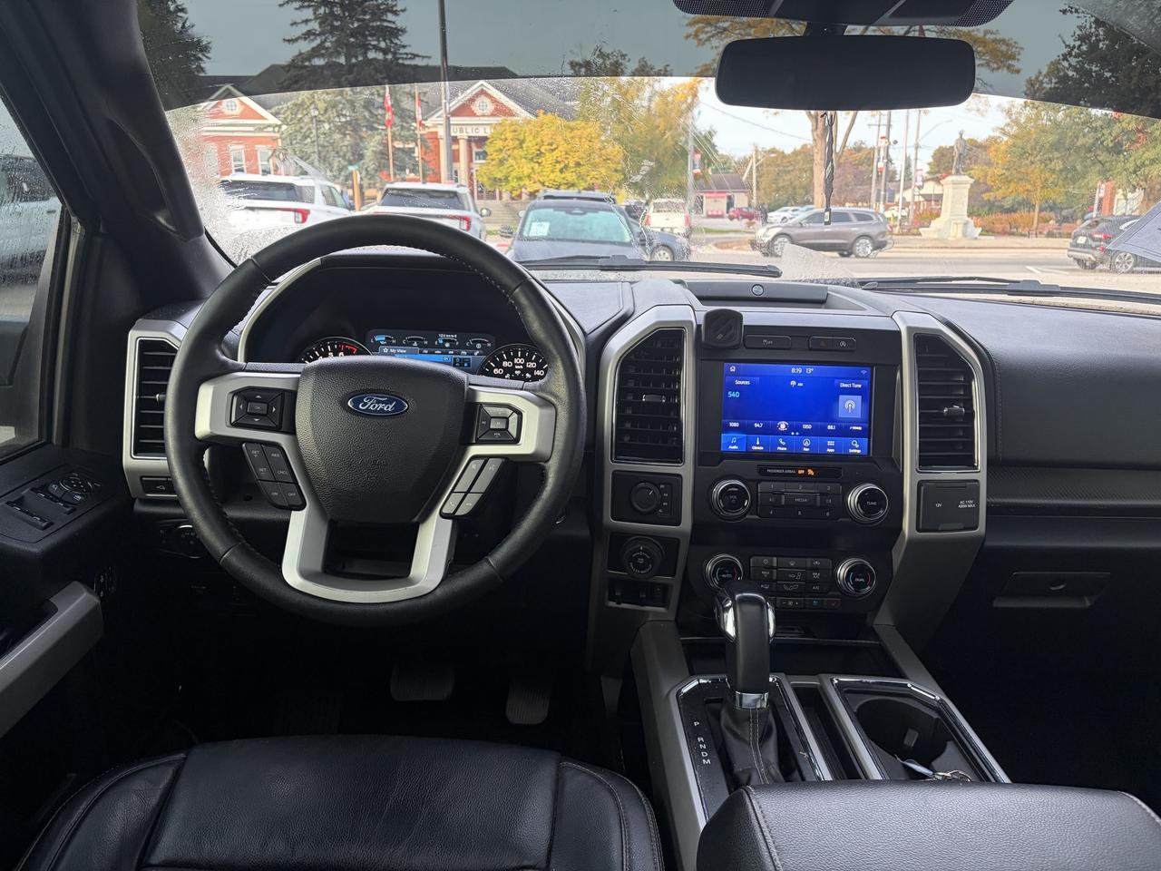 2019 Ford F-150 Lariat 4WD SuperCrew 5.5' Box Photo