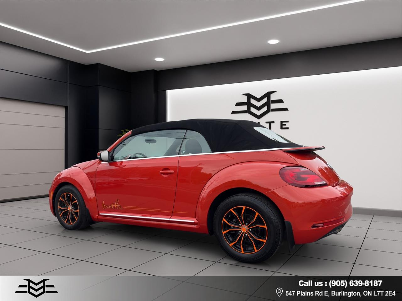 2017 Volkswagen Beetle CONVERTIBLE - Classic - Backup Camera !!! Photo
